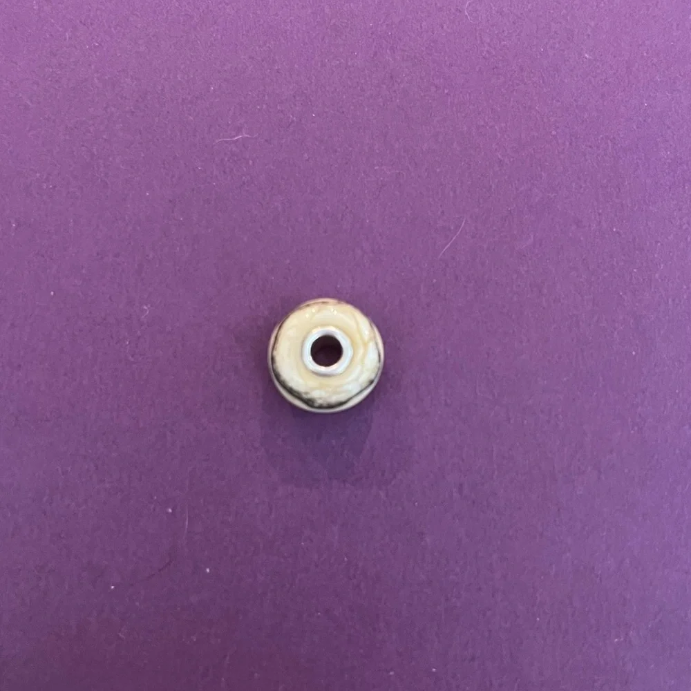 Trollbeads Glass Stone Bead. TGLBE-10285. - Picture 3 of 8